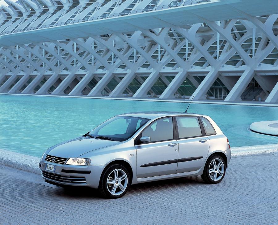 Fiat Stilo 2002 года  (фото 121 из 177)